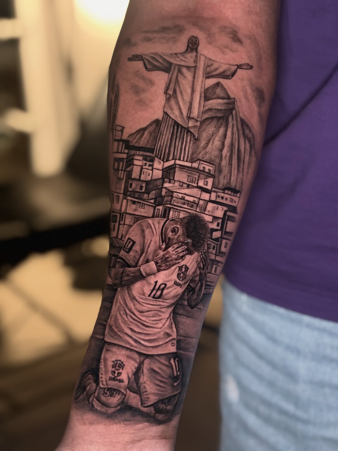 The art of Leo. Clean, precise, timeless.
At @chappa.tattoostudio 

For booking and enquirys: +91 7356296395
Kochi palarivattom 

(Lionel Messi tattoo