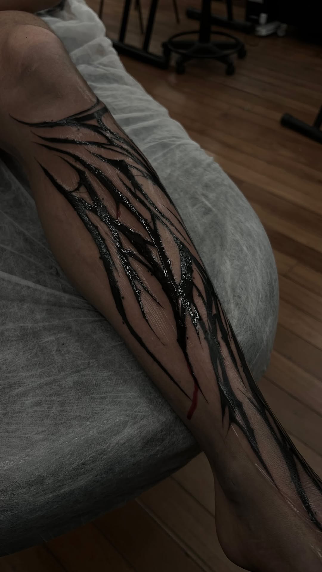 Projeto feito pra Carol 

Finalizado em 3 sessões 
Obrigada demais pela confiança 🖤

Cartuchos sempre: @uptattoosupplies 

Agenda JUN JUL abertas 🖤
