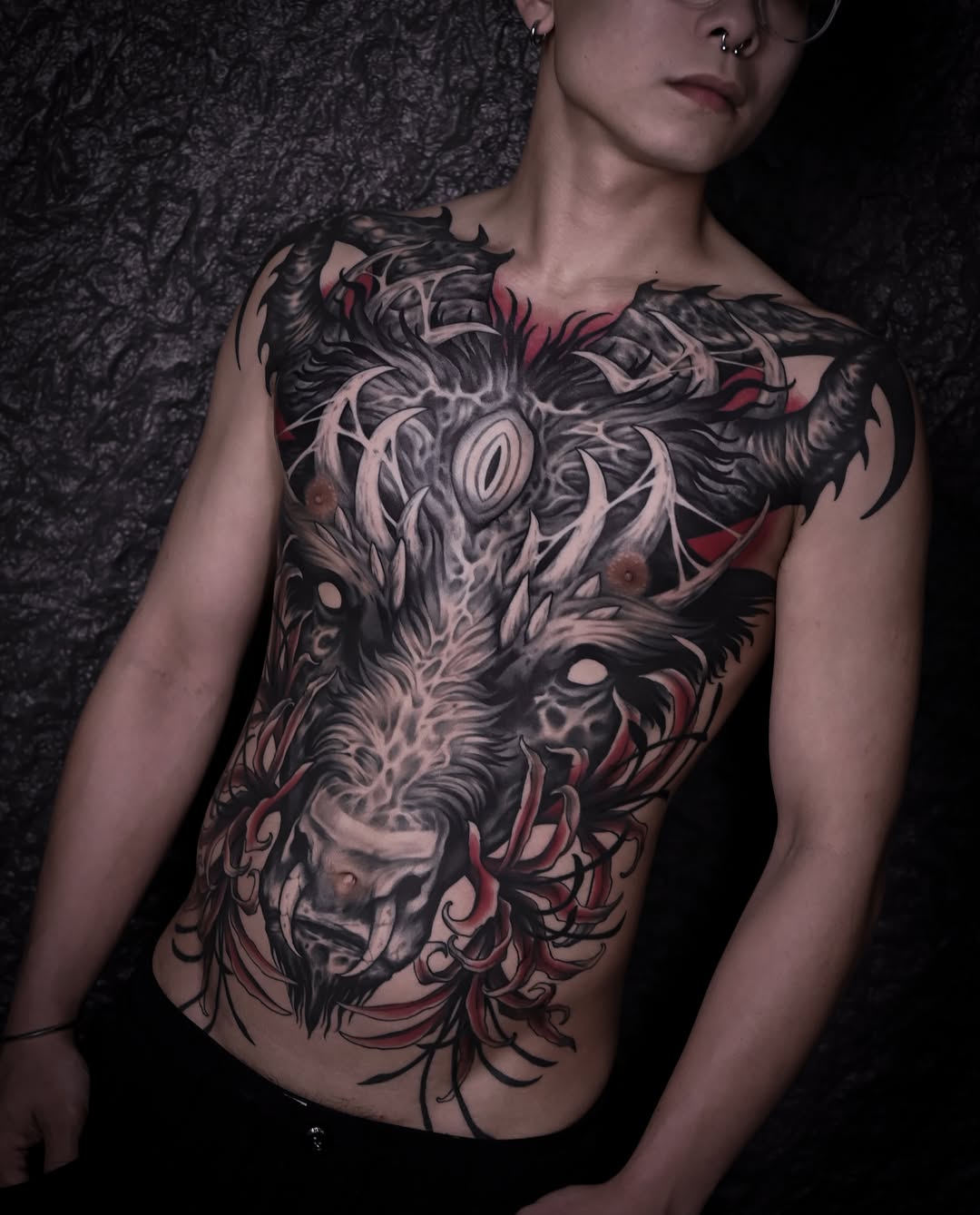 Healed chest-piece on @rex.712__
⚔️ @bheppo @pepax.official @properaftercare @meaniquetattoo @wormhole.tattoo
#darkartist #anubislok #hongkongtatto