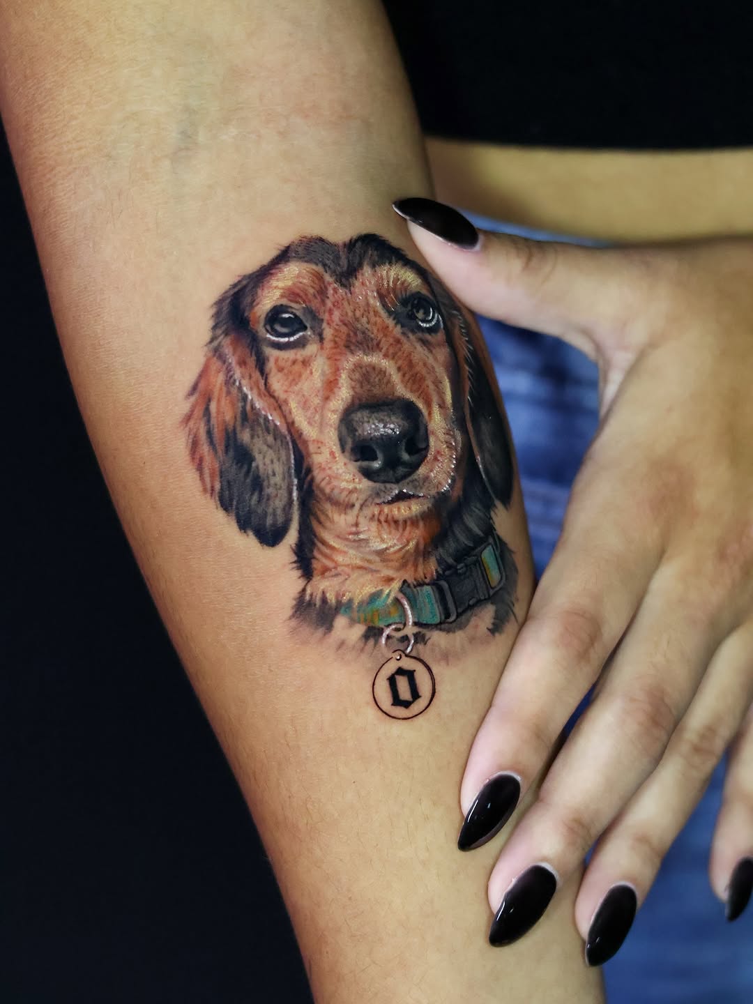 🐾 Unconditional love..

• Appointmants by DM! 
• @chiaraa__sophiee 🙏🏽

#dogstattoos #dogtattoo #blackandgraytattoos #dogloves #floridadogs #dogart 
