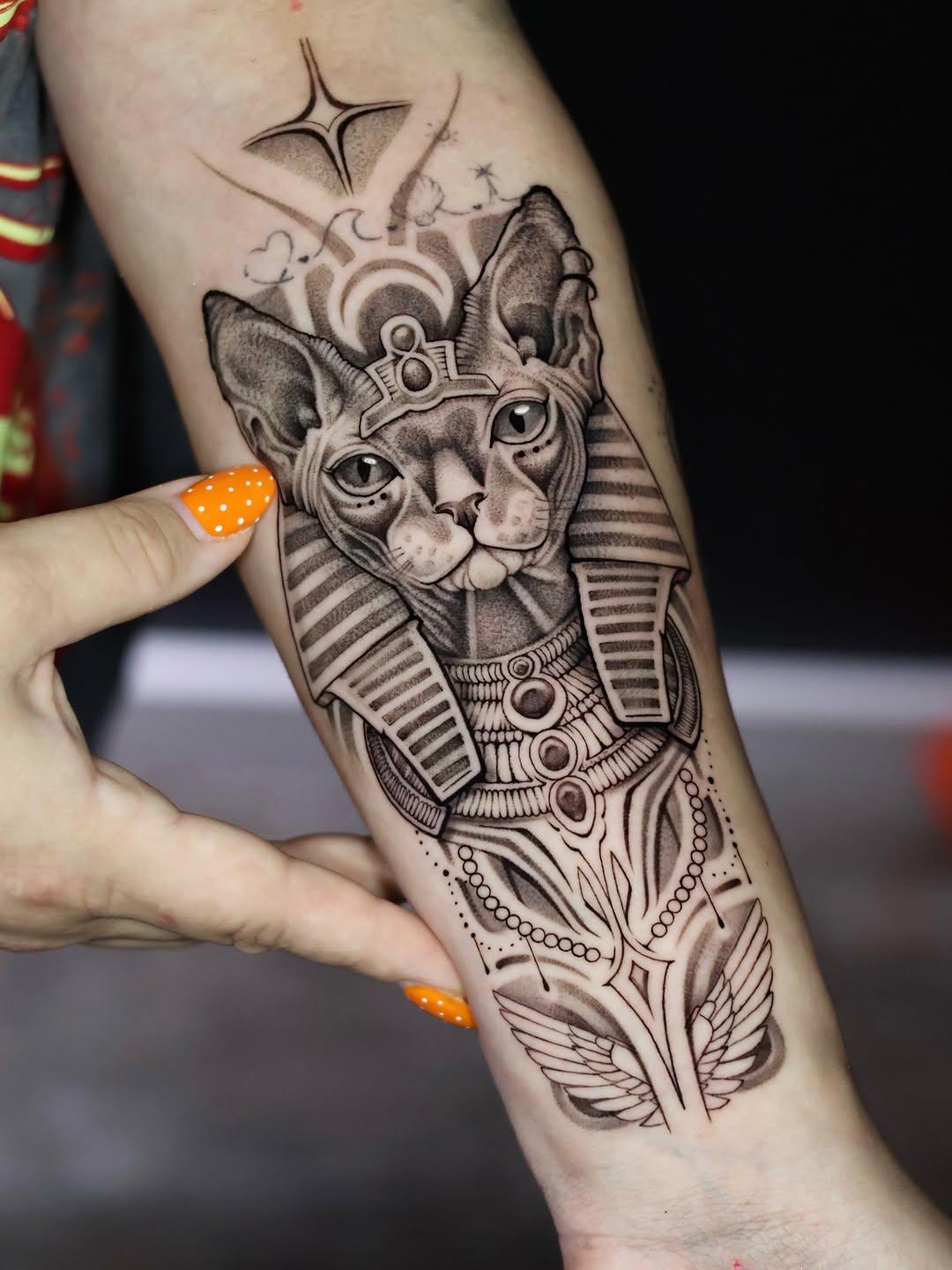 🩸That’s Family 🐾 

• Thank you so much for coming Alison! 
• Appointments available! I have 20% off on any small animal composition. 
• DM me for an