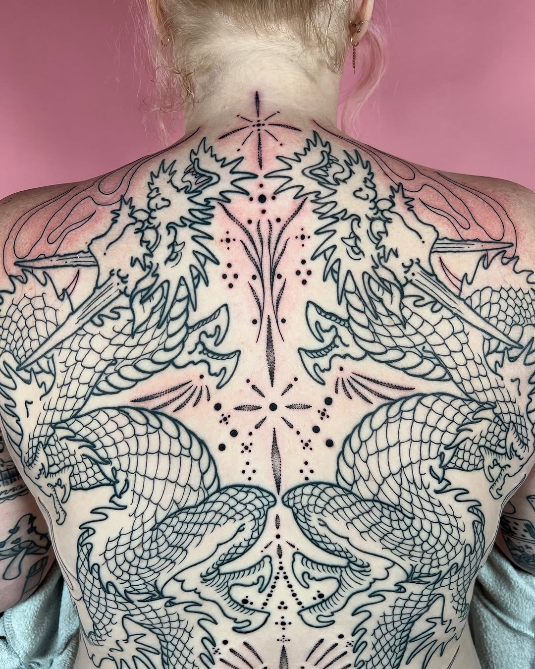 🖤 I love tattooing 🖤 I’m grateful you guys are here, thank you for supporting me. Books always open if you’re interested! Email me to schedule somet