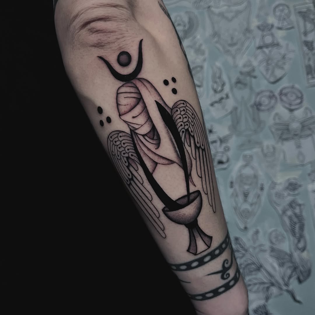 info✸bookings: DM | buio.omega.tattoo@gmail.com
⠀⠀⠀⠀⠀⠀⠀⠀⠀
⠀⠀⠀⠀⠀⠀⠀⠀⠀
#totemica #buioOmega #cups #tarot #balance