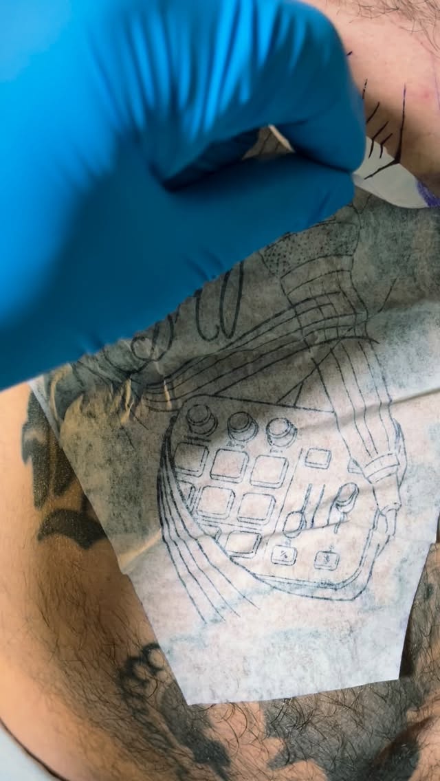 DM ME THE WORD “ANIME” 

TO BOOK YOUR NEXT SINGLE SESSION SUPER DOPE ANIME TATTOO!

AFFINITYINK.COM