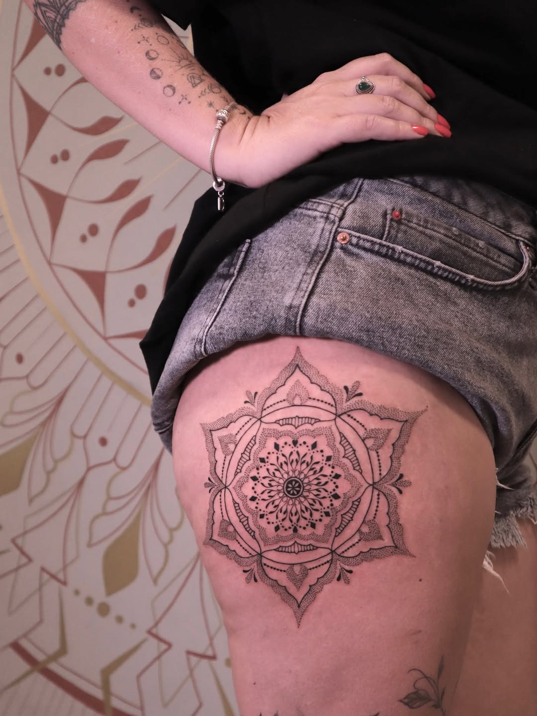 Para nós, amantes dos detalhes ✨ Detalhes que agora podemos vestir 🥰