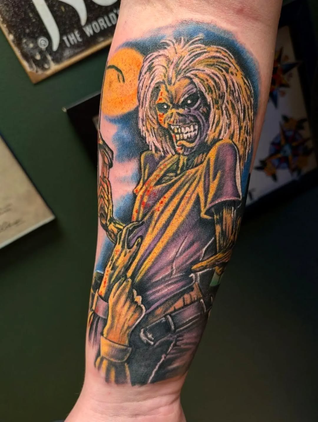Weβve got an open room at our South Portland shop and weβre looking for another tattoo artist to join us.
.
If youβre professional, easy to work with,