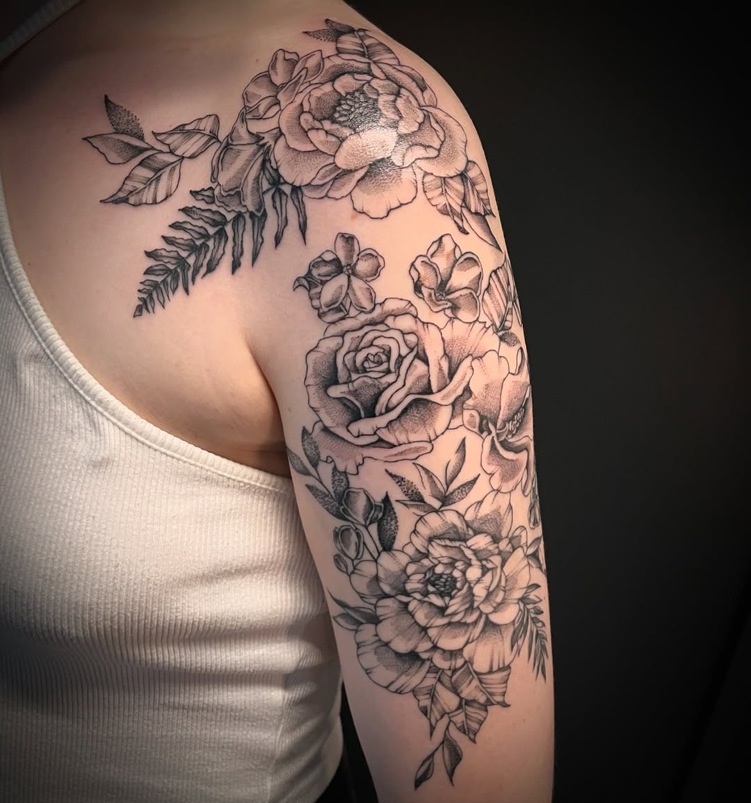 finished on chelsey 🌺🫶

some healed some fresh