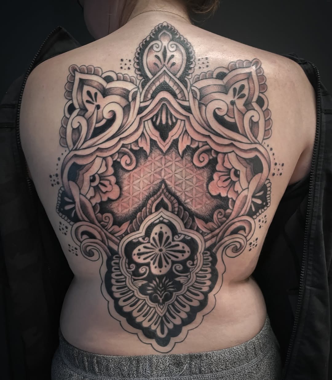a DREAM to do this one for kelly. some healed some fresh, adding some gap fillers in the future!! OBSESSED with her and with the results 🤍

---------