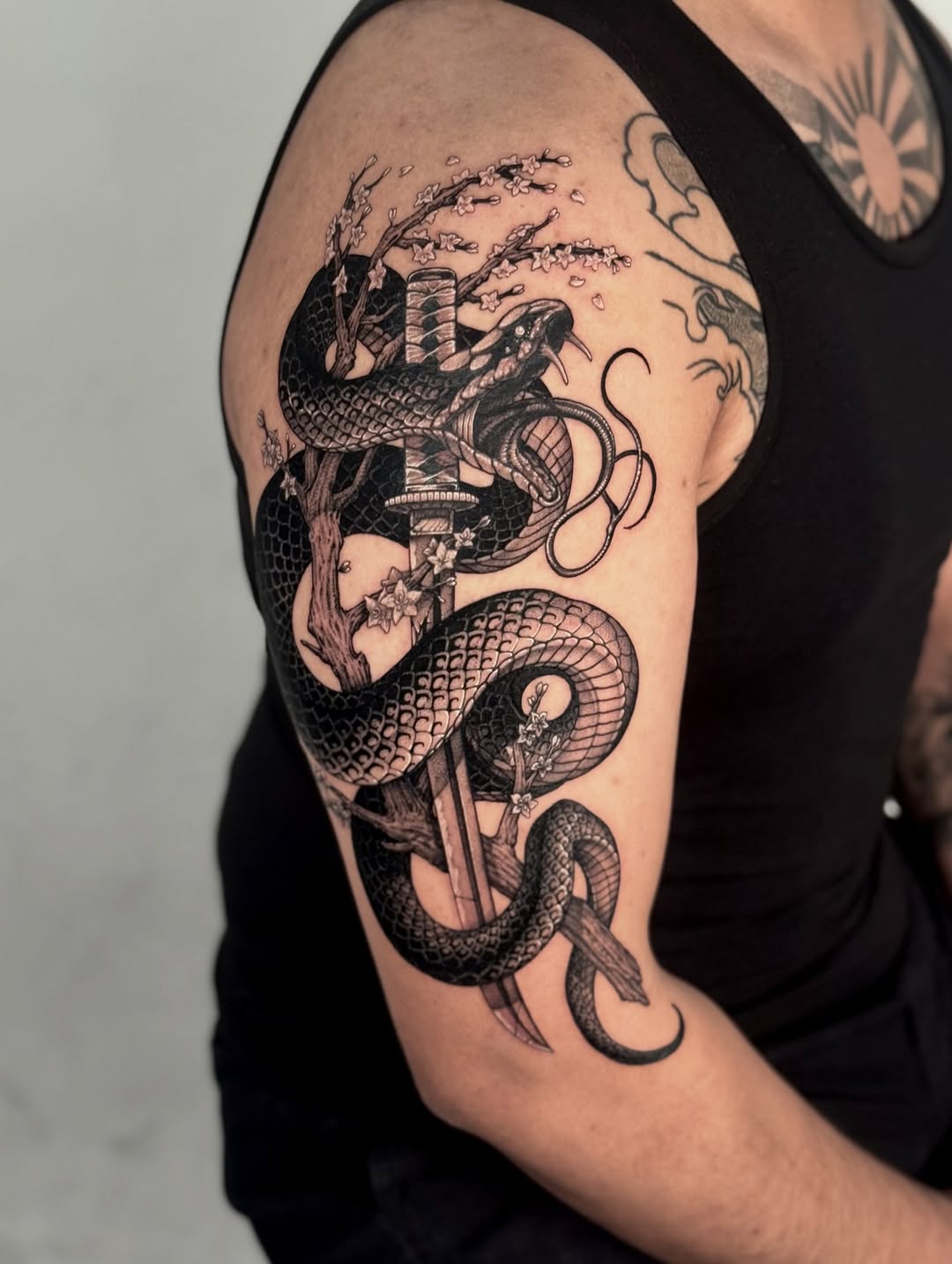 Hi!! I'm Dk
Booking open in London🇬🇧
If you're interested my work
Please DM me
Thank you!!