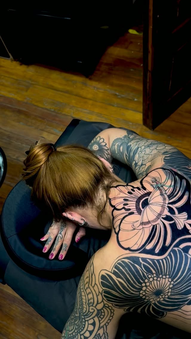 Body suit en proceso de @paola_bz #bodysuit #bodysuittattoo #tattoo
