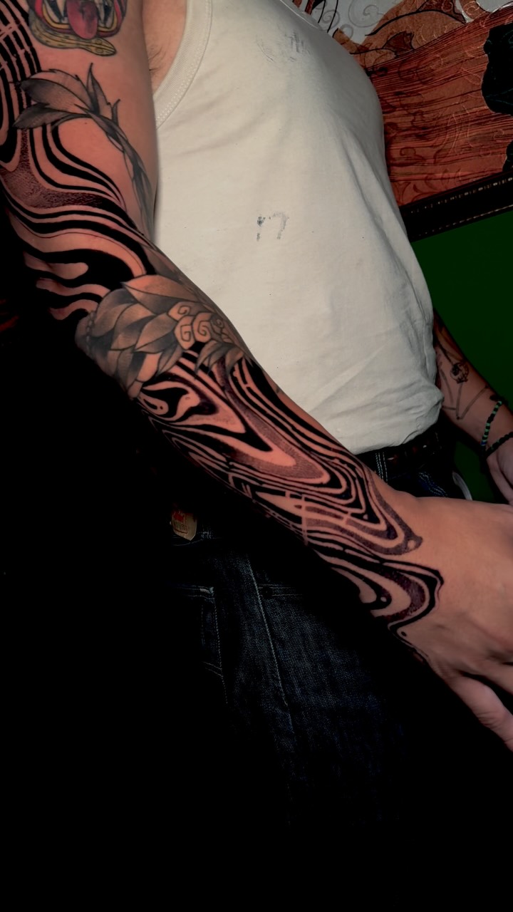 ASANOHA TATTOO® — PRIVATE RELEASE 001

No es merchandise.
Es una extensión de nuestra identidad.

Una pieza de streetwear de autor, creada desde el le