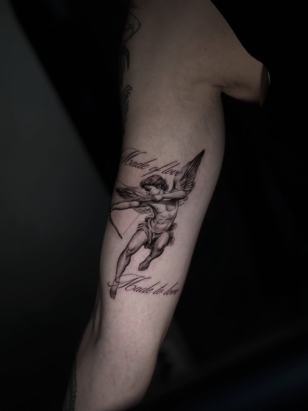 Querubín 
Para: @eliestefanie 
Gracias por la confianza y buena vibra siempre!
.
.
.
.
#eternaesenciatattoo #tattoo #tatuaje #gdltattoo