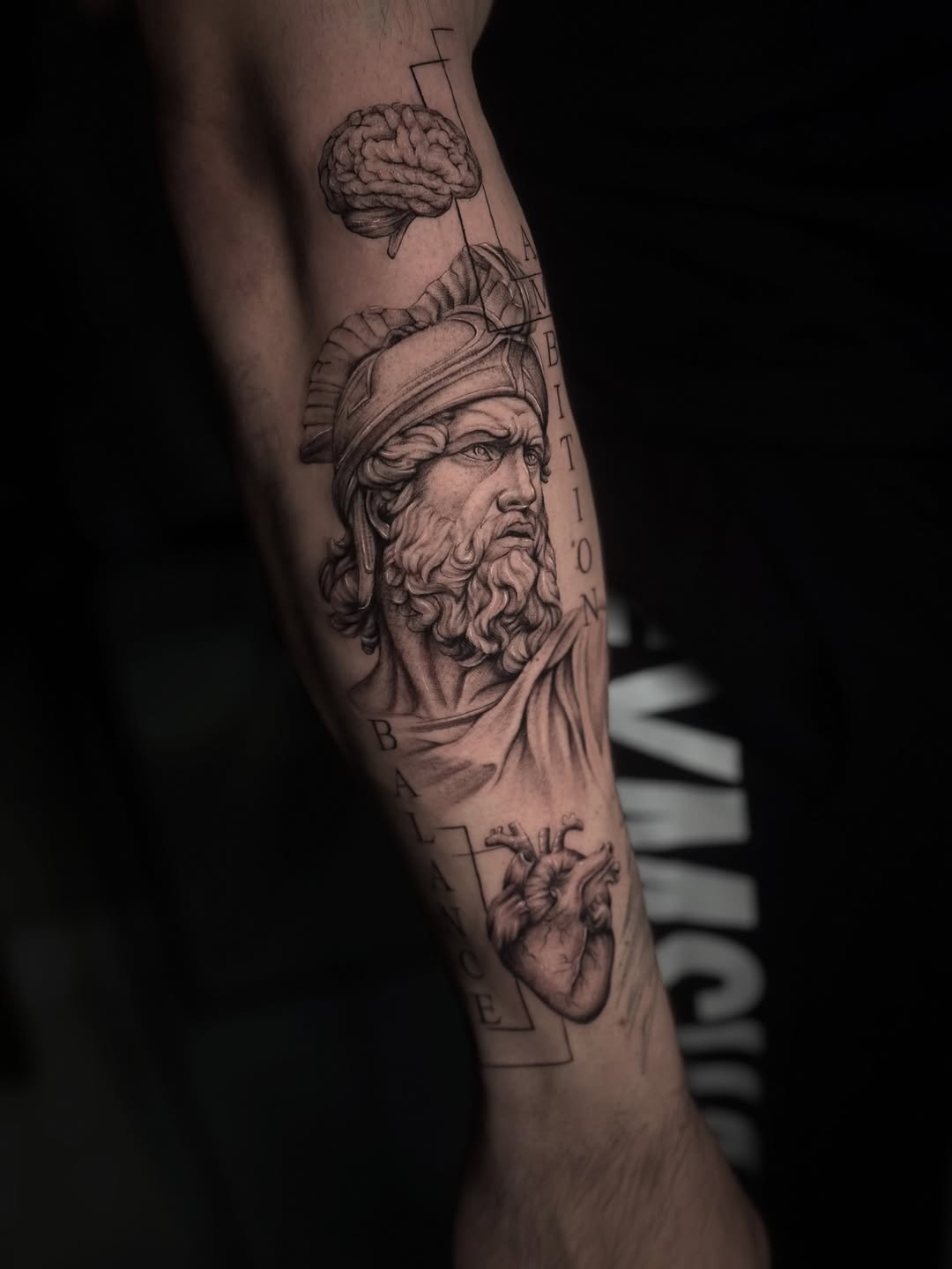 Diseño original
Adoptado por @erik_amaya15 
.
.
.
.
#eternaesenciatattoo #tattoo #tattooink #gdltattoo #tatuajed