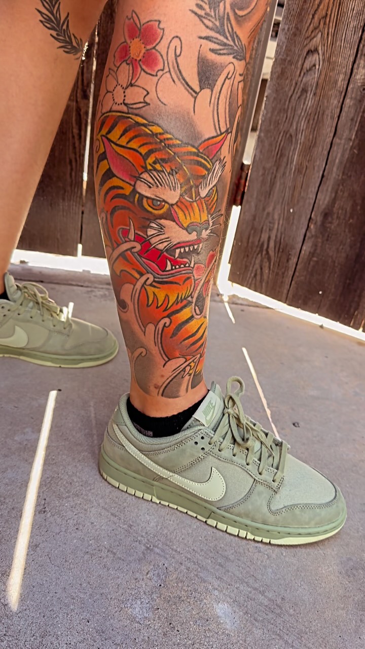 Great week had one of my old friends @tonyramireztattoo with us for the week it’s always an honor to work with such a talented Artist like Tony one of