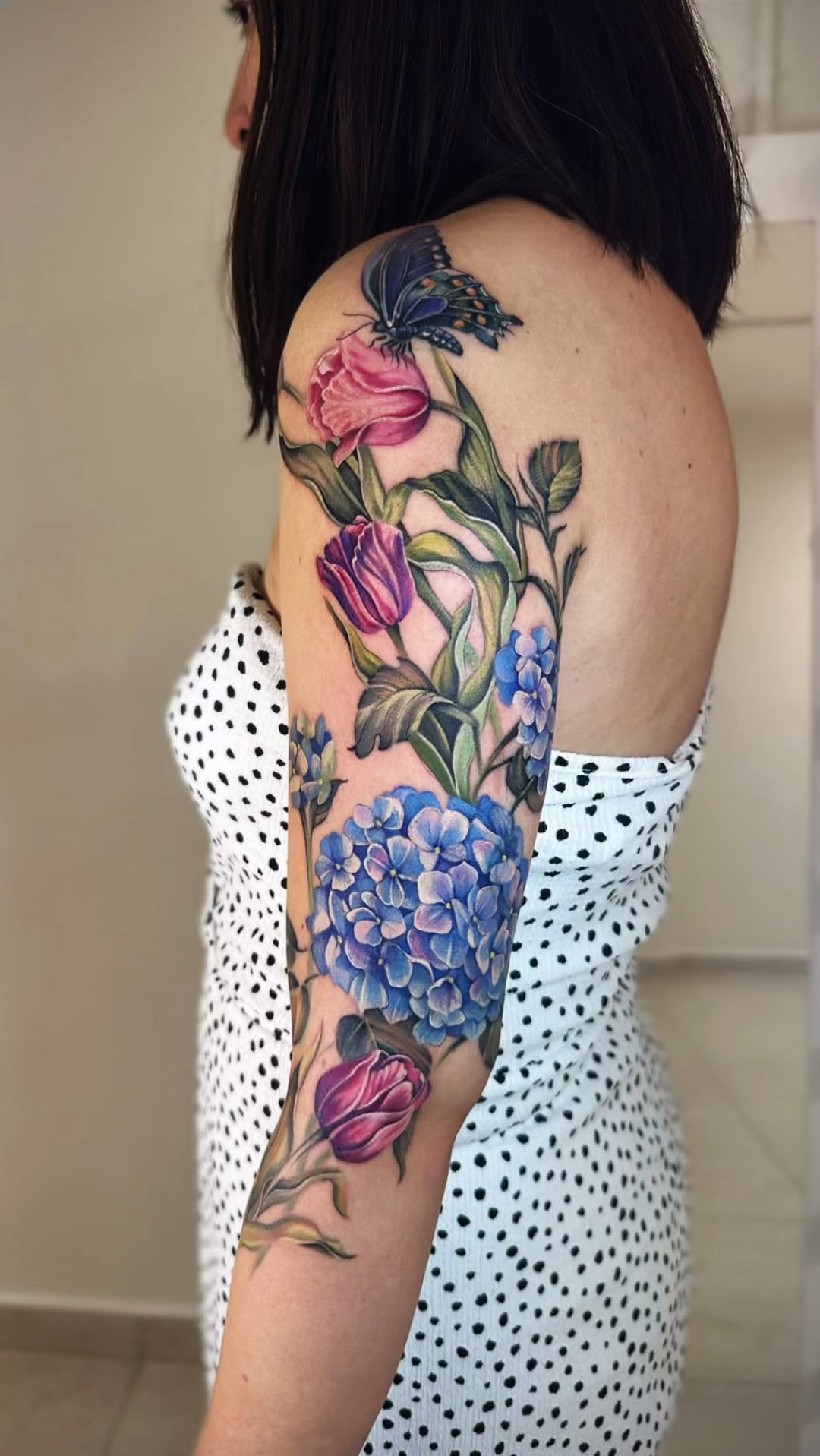 Estoy muy emocionada! Es mi primera experiencia abriendo un estudio y no todo va sobre ruedas, ¡pero el resultado me hace muy feliz! Amigos, los invit