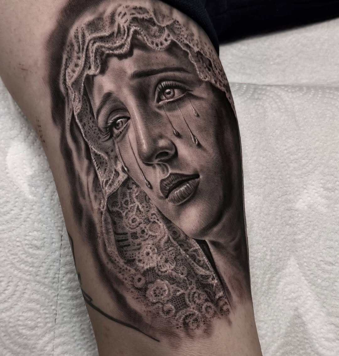 Venüs & Maya 🖤🤍
Life and memories (R.I.P)
#ilyasargin #argtattoogallery #dogtattoos #portraittattoos #tattoos