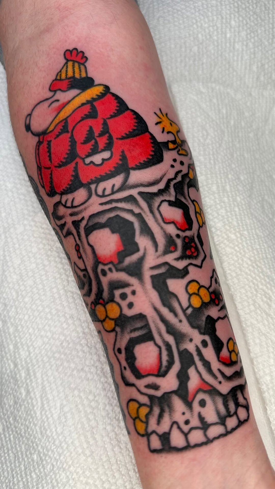 !!️TSUCHIGUMO!!️ This spider made for a perfect elbow piece. Looking forward to adding more to this arm.
 For appointments please send me a DM or visi