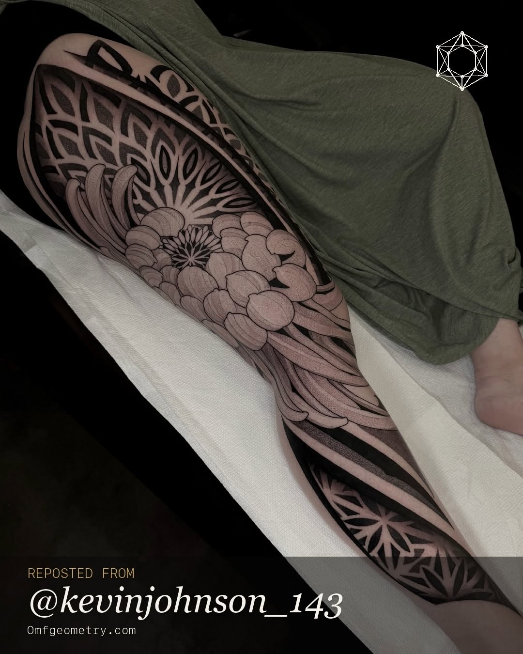 Cole’s finished sleeve... 🐺
Really enjoyed incorporating the wolf into the geometry with this one. It just felt like it worked so seamlessly... 📐