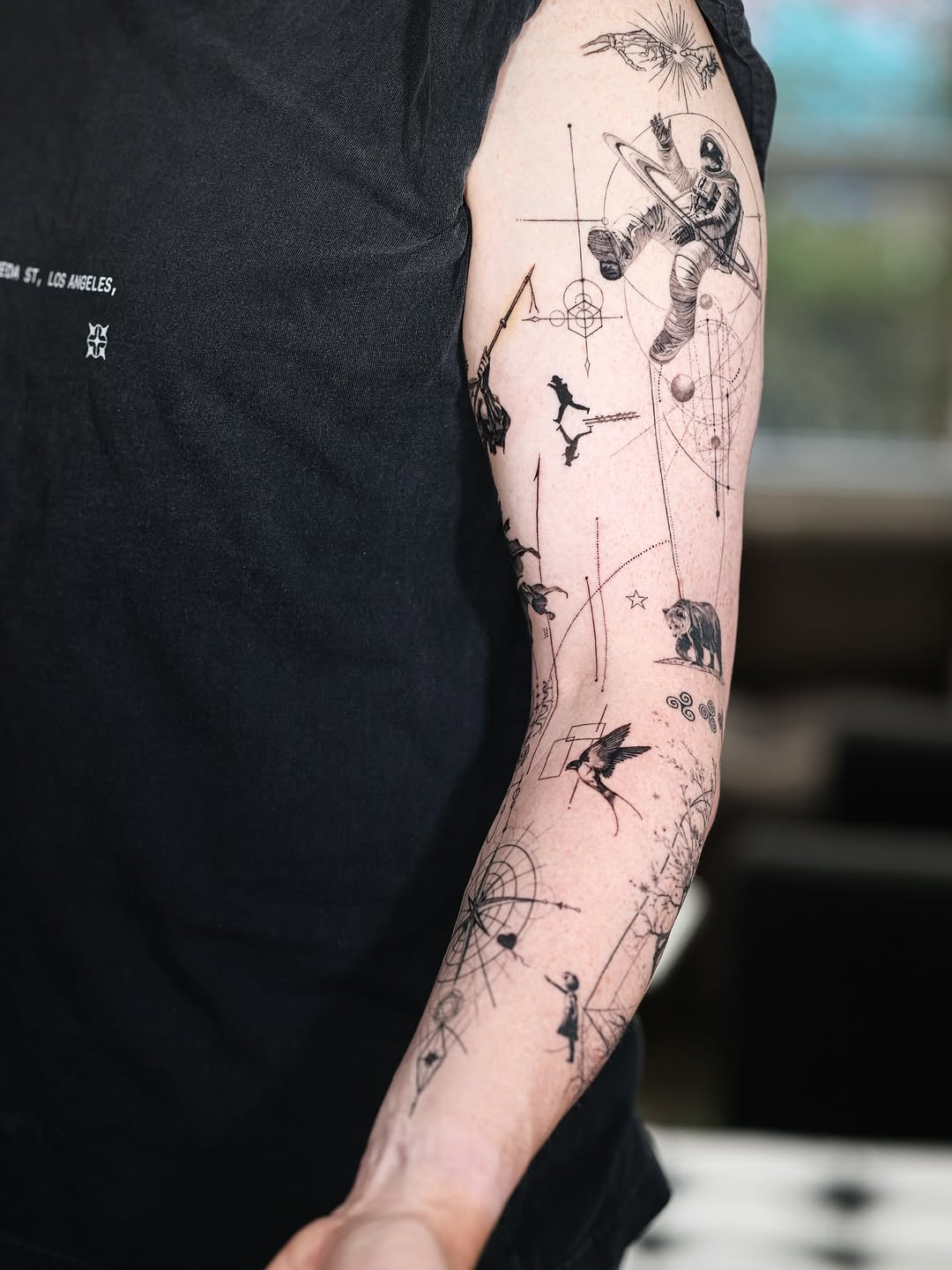 This sleeve beautifully captures the client’s custom vision and personal meaning, and I was truly happy throughout the entire process.
We started the