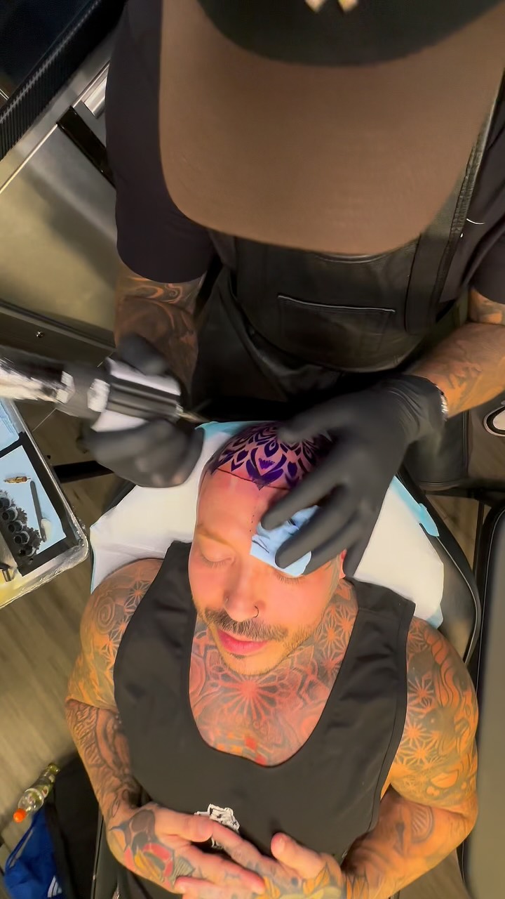 Create something different. Create something controversial. Create what makes you happy 🖤
•
•
•
•
•
#creativeminds #tattooartist #artistoninstagram #