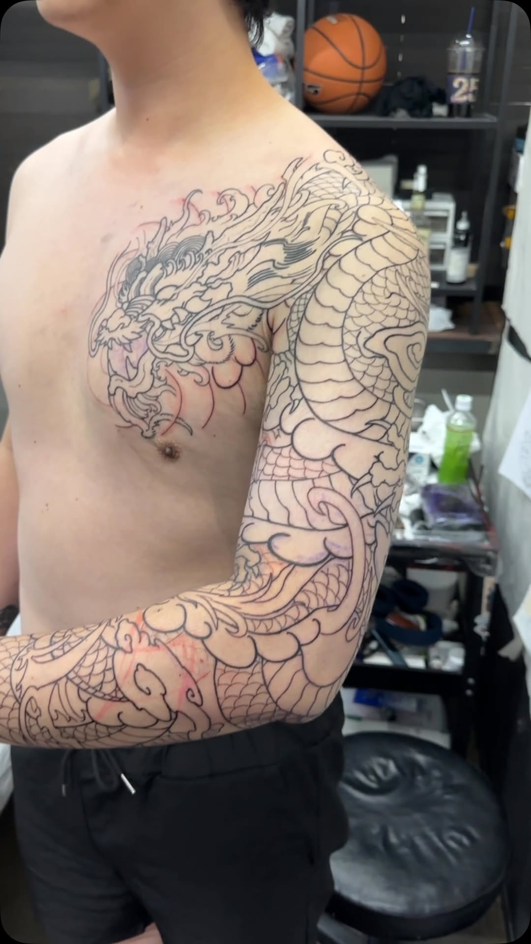 Dragon Chest & Sleeve Linework Complete.

Thank you to all of my clients in Korea for your continued trust and support. It’s always an honor to work o