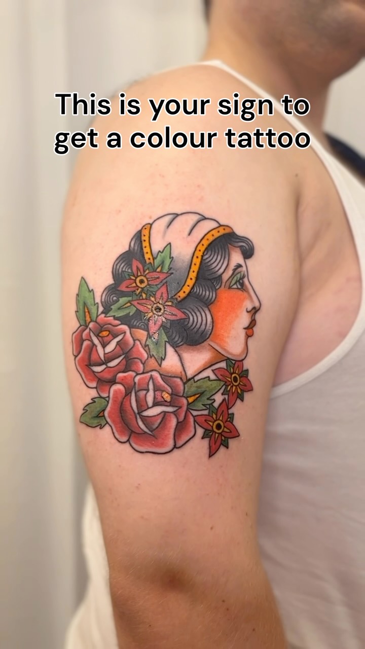 Check out this insane piece from the other day!! Thank you Vivien for the trust :))

Made with love ❤️ Dm to book in!!

#tattoo #finelinetattoos #sydn