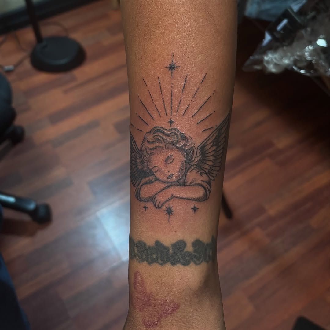 Angel by our artist Danny! To schedule your angel with him call or text 801-497-9700 .⁣
.⁣
.⁣
.⁣
.⁣
.⁣
#fyp #explore #explorepage #artistsoninstagram 