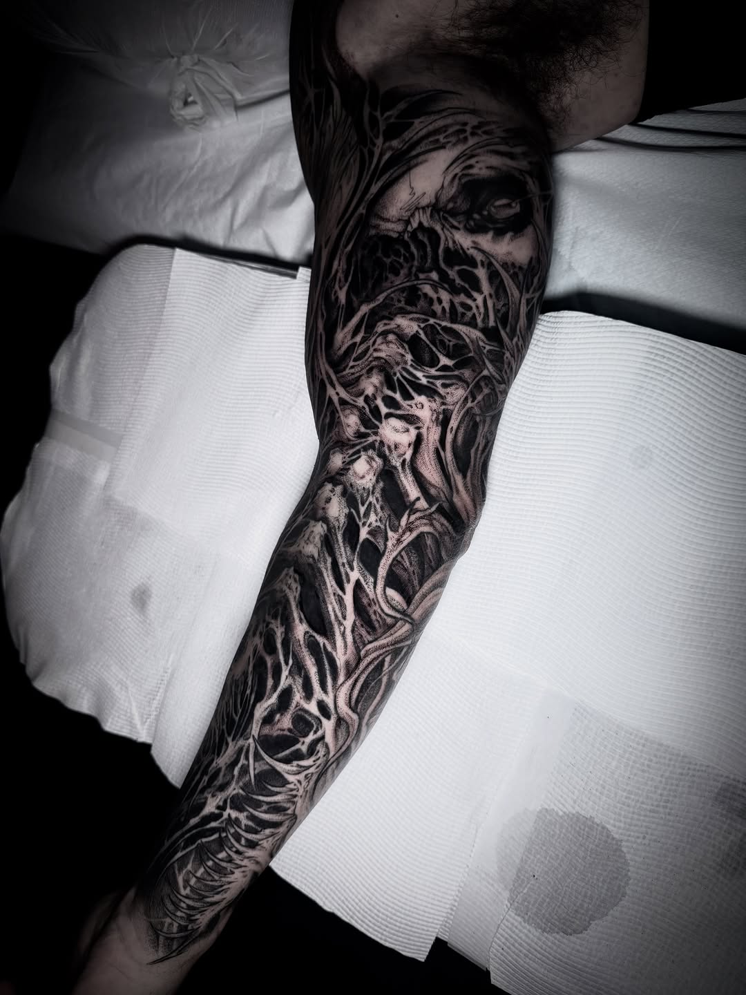 Another first tattoo this week for Matej! @en.focused 🤘 thanks heaps for making the trip down and thanks for the awesome gift. Really appreciate it. 
