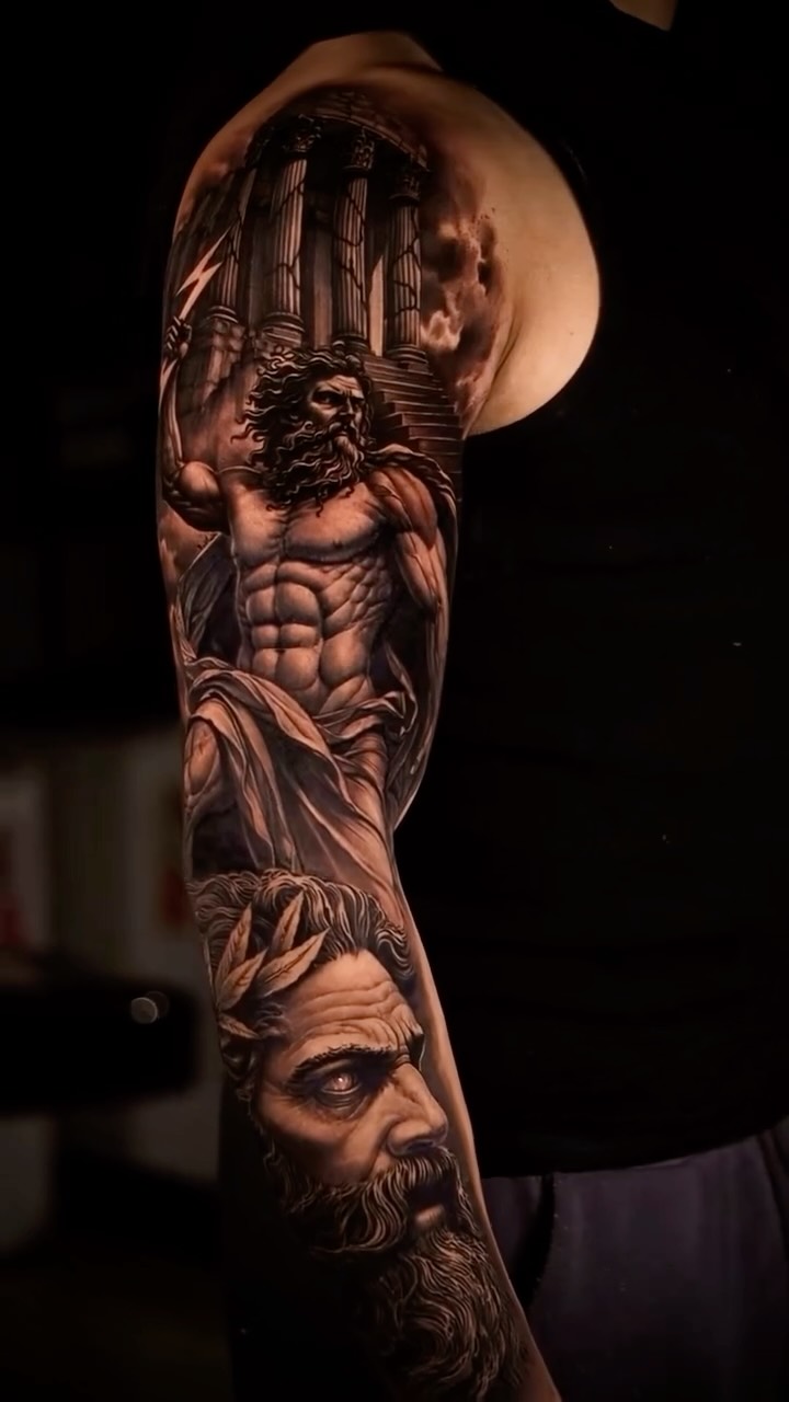 Bir portre değil, bir dönemin izi.
2Pac’in ikonik ruhunu detaylarla tene taşıdık.

Realistic Portrait • Black & Grey
LUQASS TATTOO®