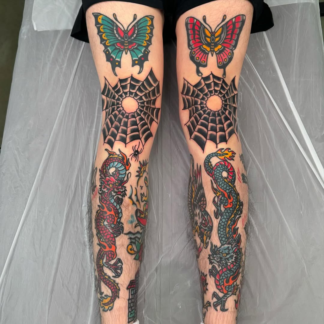 color or black 🖤❤️
3월 서울, 원주 예약가능합니다
그려둔 도안은 좋은 가격으로 작업해요
큰작업, 제작도안도 편하게 문의주세요
☎️ DM or Kakao
.
.
.
.
.
.
#traditionaltattoo#traditionaltattoos#oldsc