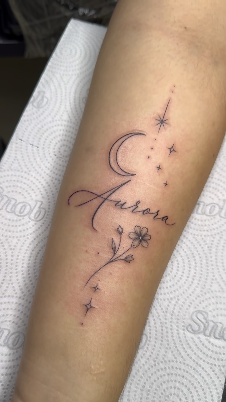 ✨✨ @mariananunestattoo
Orçamento pelo WhatsApp
(27) 99800-9575 📲
#ᴠɪʀᴀʟᴘᴏsᴛ #viral_video #tattoos #explorar