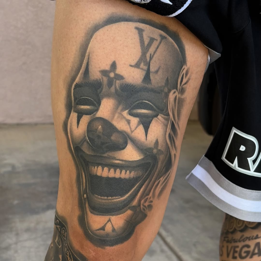 ✉️ TEXT 909.278.2016 FOR BOOKING INFO 📚

📍FONTANA, CA 
📍LAS VEGAS, NV
📍VIP COME TO YOU 🌎 ✈️ 🧳 

@hustlebutterdeluxe 
@papatattoosupply @papa_car