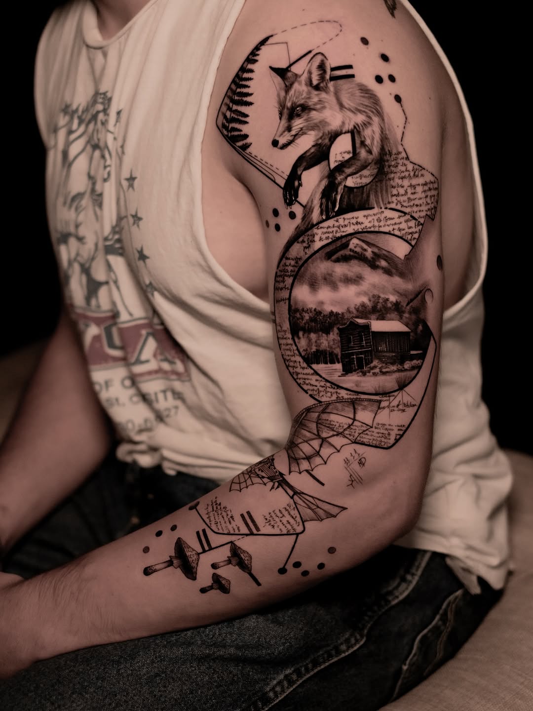 Well balanced composition.
Project done in two sessions.
Thank you for your trust Benton.
conceptual tattoo
black and grey tattoo
custom tattoo desig