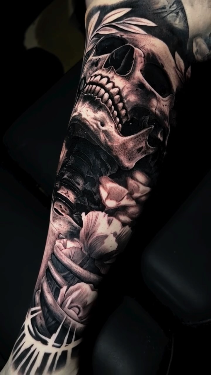 👉🏻 Full arm sleeve in process.....
Escríbeme para agendar un proyecto de sleeves completo 📩📲
Done in @blessedtattoohtx
Gracias a @sergio_mald