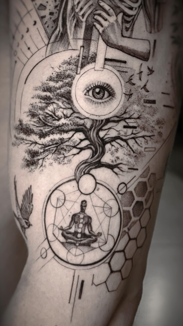 Ideias criativas de tatuagem? Sai da net um pouco🤪
Aquele projeto que mora na sua cabeça mas você não consegue explicar ou nunca viu? Ele tem como e