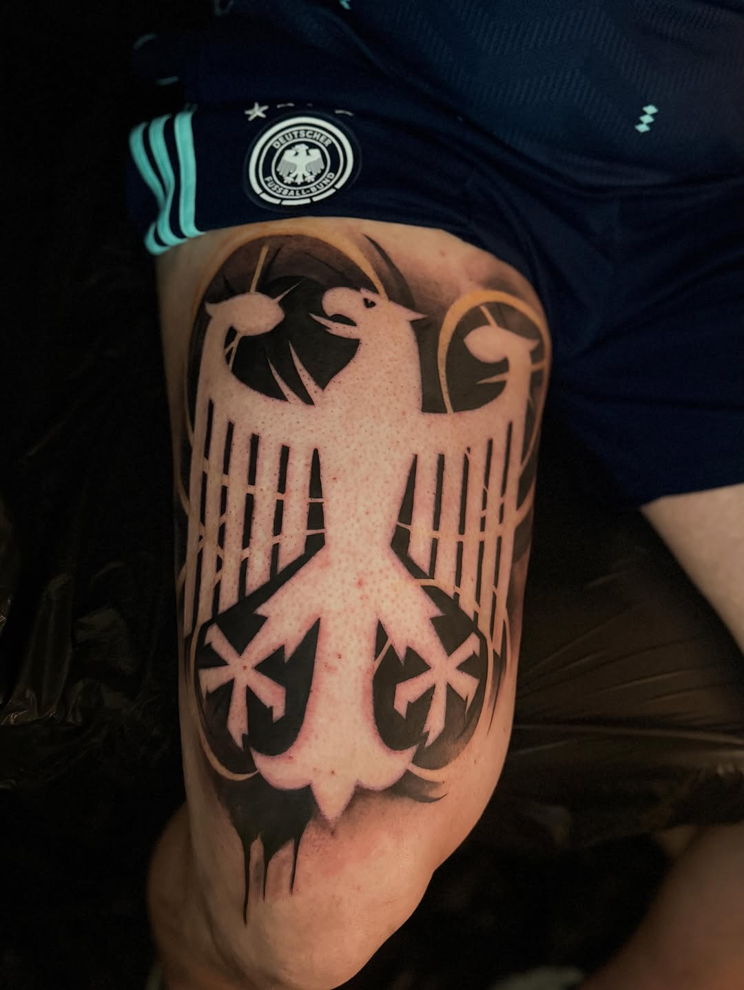 🇩🇪DEUTSCHER ADLER IN FLENSBURG ! @tattoofashionflensburg #nicassotattoo #fyp #flensburg #deutschlandtattoo