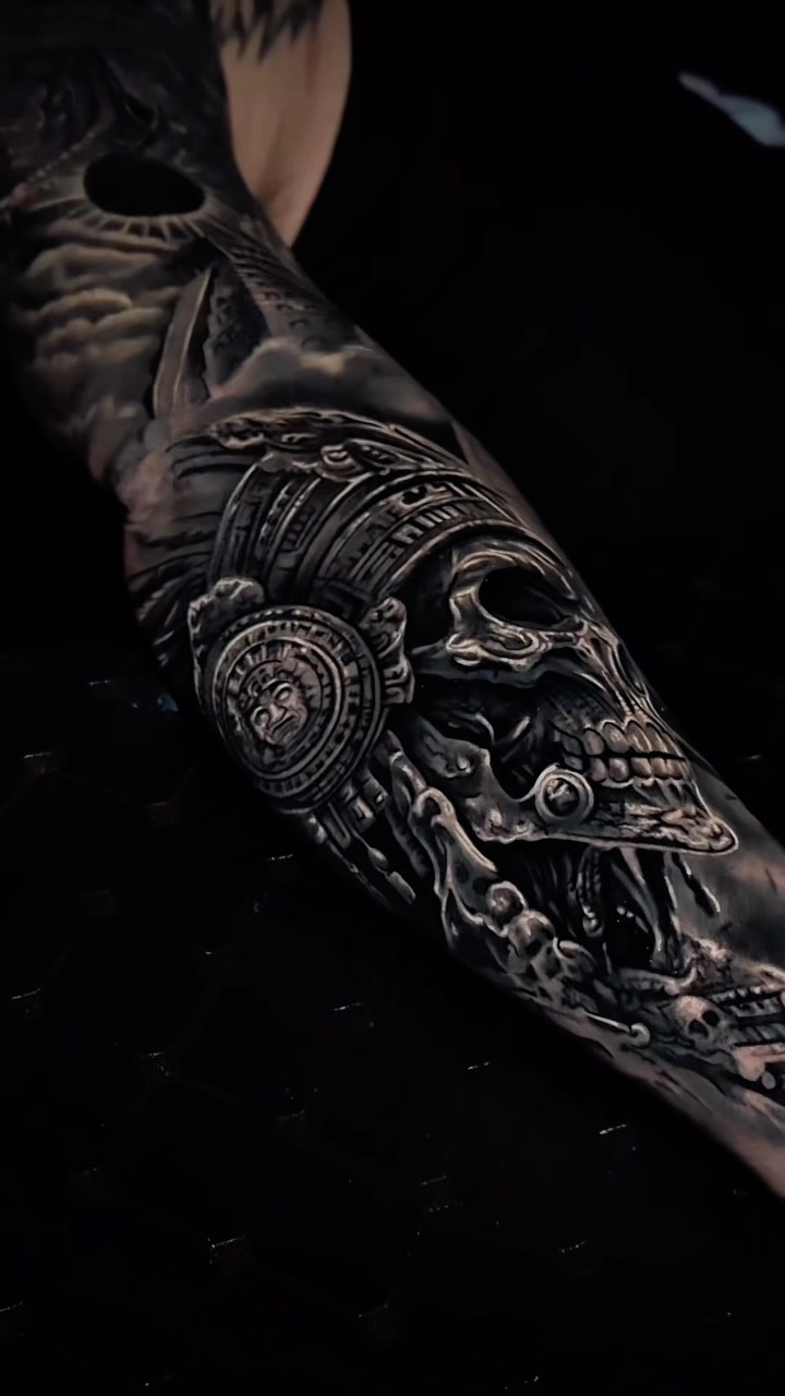 ✨ Get tattooed now, pay later ✨
Your idea can’t wait. Your skin deserves art today, not tomorrow.
Finance your tattoo easily through our website — no