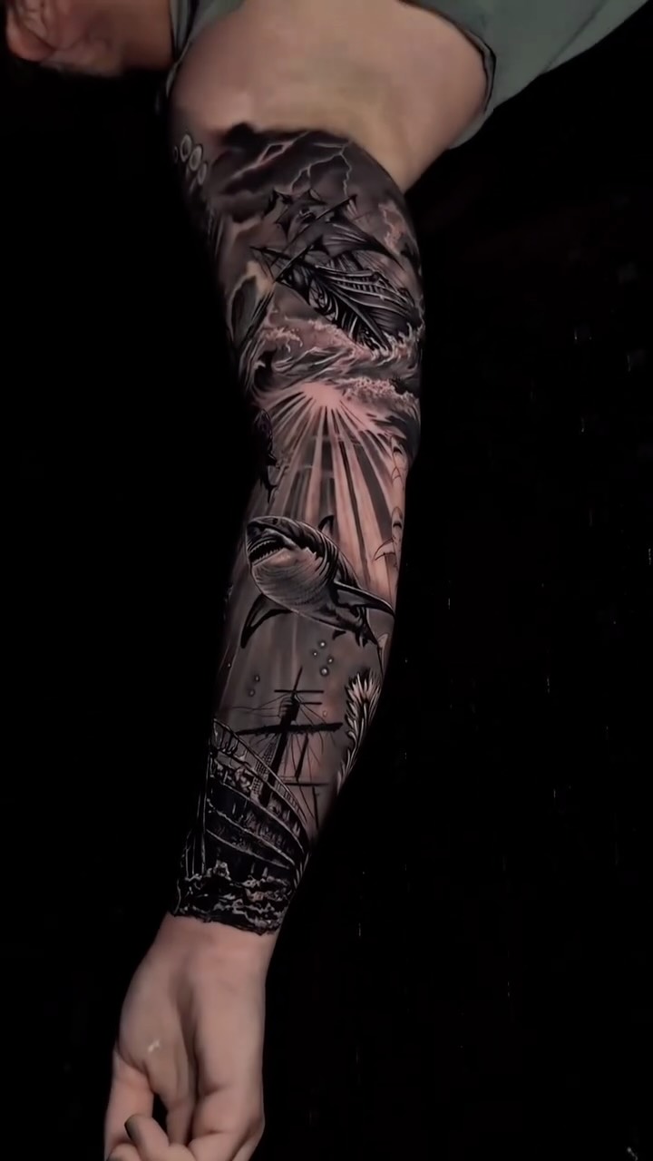 ⚜️ READY FOR YOUR NEXT TATTOO?⚜️
🔥 Tag a friend who needs fresh ink!!
📍 @inkcastle_tattoo
⚜️PRO TEAM: @rawpigments ( SHADOW WASH SET)
⚜️ SPONSOR: