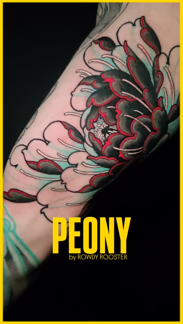 ITS HERE!!!!
Now looking for one lucky client interested in a once in a lifetime opportunity. @sarahxuantattoos and @rowdyroosterink throw their min
