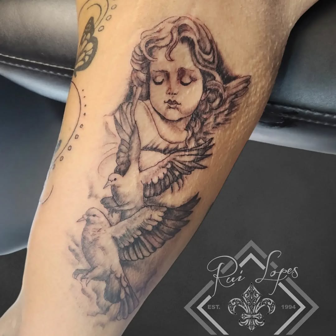 Tattoo by Tattoo World