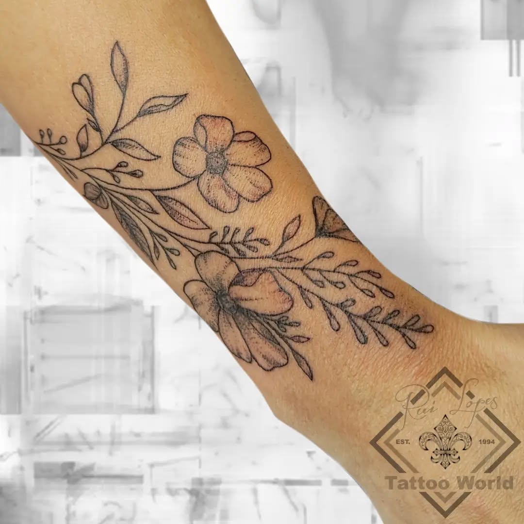 Tattoo by Tattoo World