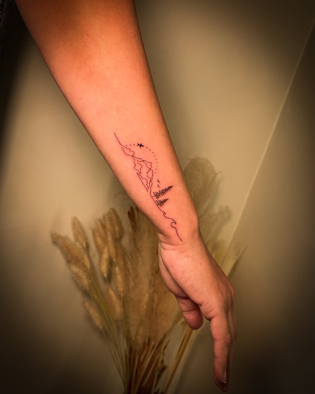 Every line means something. Every detail was chosen for a reason!
That’s what makes this work feel like a privilege every single time🖤
@vicecolors_o
