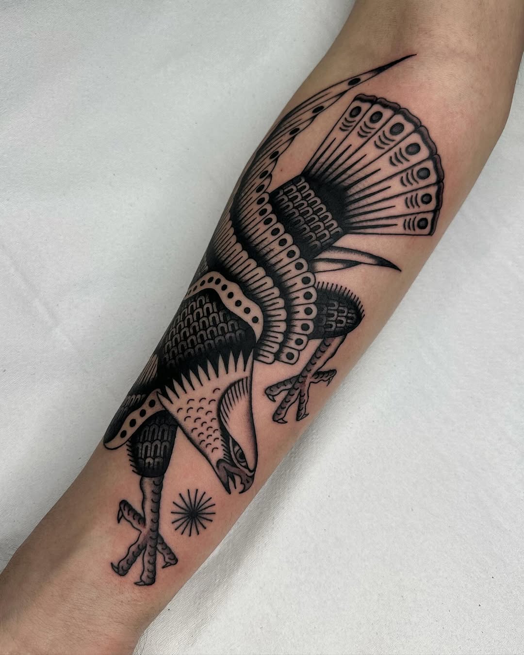 Tatuado con agujas @emalla.official
Para citas contactar por DM o en @wugu_tattoo