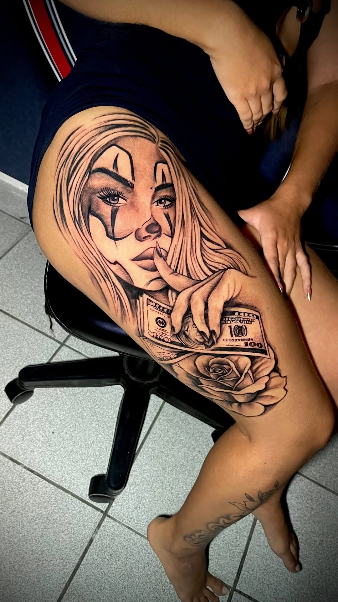 Tattoo Chola Gângster 

#tattoo #tattooinspiration #tatuagem #tattoochicana #tatuagem