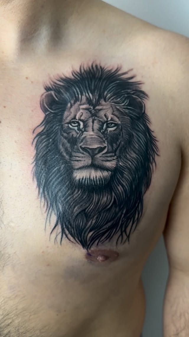 Come get that tattoo by one of our profesional artists 
@nesssoul 
@malavidatattooshop 
@ricardo.fuel_tattoo 

#harrisontattooshop #njtattooartist #nj