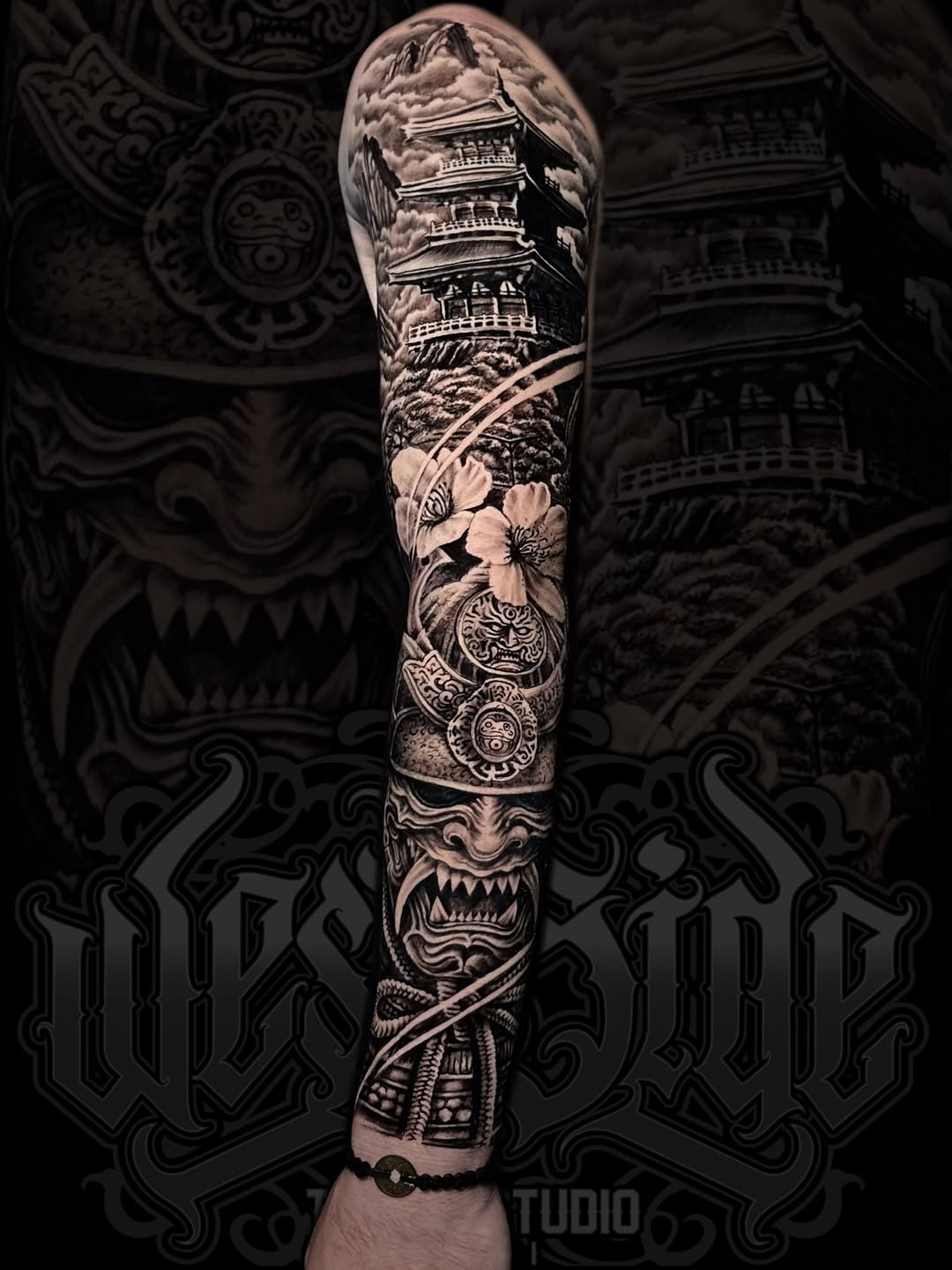 •GET OUR SPECIAL PRICE UP TO 30% OFF✨

• Japanesse tattoo done with our original design ~

•
~ BOOK NOW~

•

• Walk in’s are welcome 
• Free Consultat