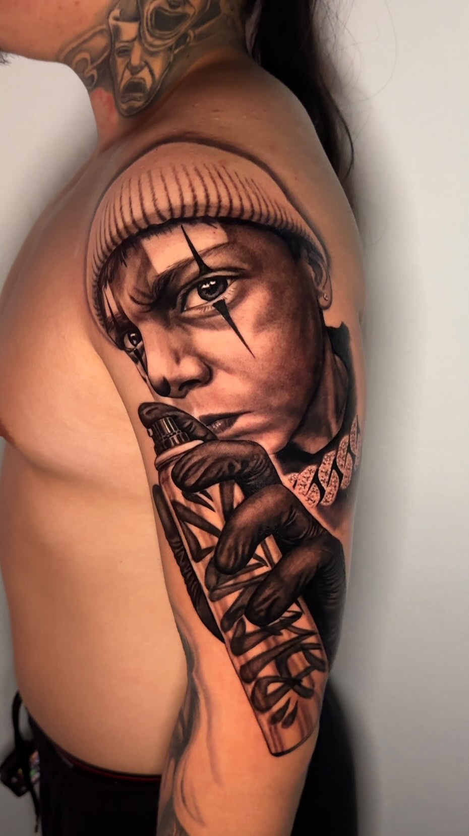 Start to a dope barber sleeve🔥🔥
#sacramentotattoos #tattooartist #realismtattoo #bayareatattooartist #bayareatattoo