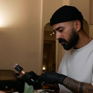 Cadi ~ Tattoo Artist - Soundwave tattoo artist in Düsseldorf, Germany