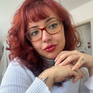 Julia • Tatuagem Fineline em São Paulo - Soundwave tattoo artist in São Paulo, Brazil