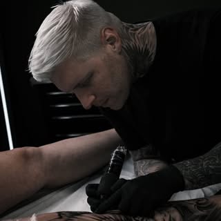 Matt Hildebrand - Soundwave tattoo artist in Bellevue, United States of America